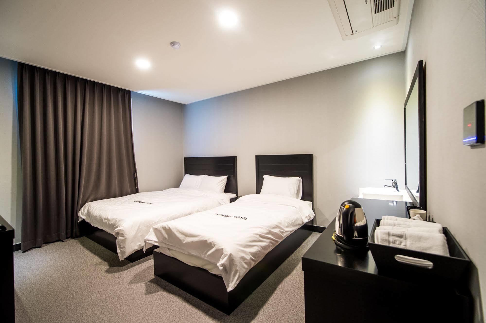 Ekonomy Hotel Sokcho Extérieur photo